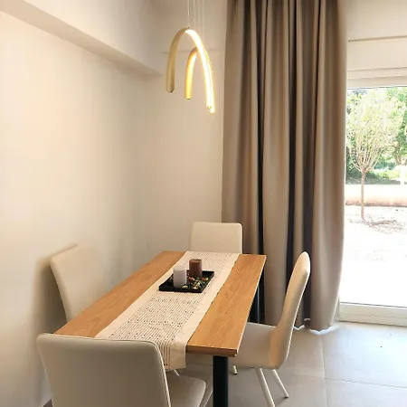 Dom wakacyjny Athasi Resindences *